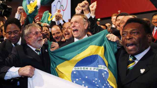 Lula, junto a Carlos Nuzman y Pele, el día de la elección de Río 2016 en Copenhague.