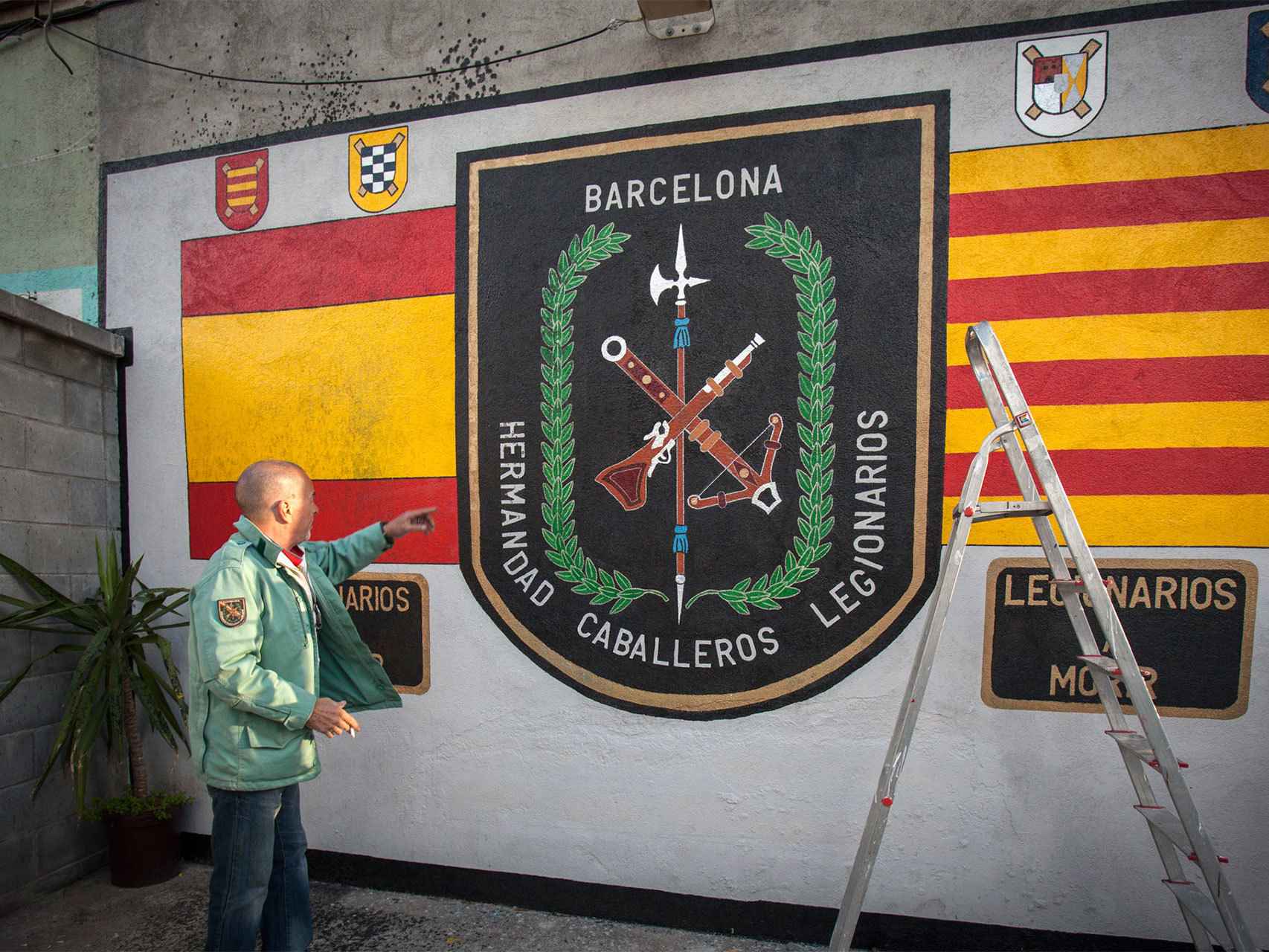 Bandera de la Hermandad de Legionarios en Barcelona.
