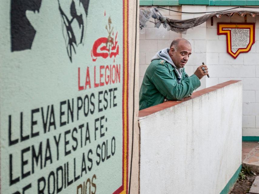 Un miembro de la Hermandad de Legionarios de Barcelona.