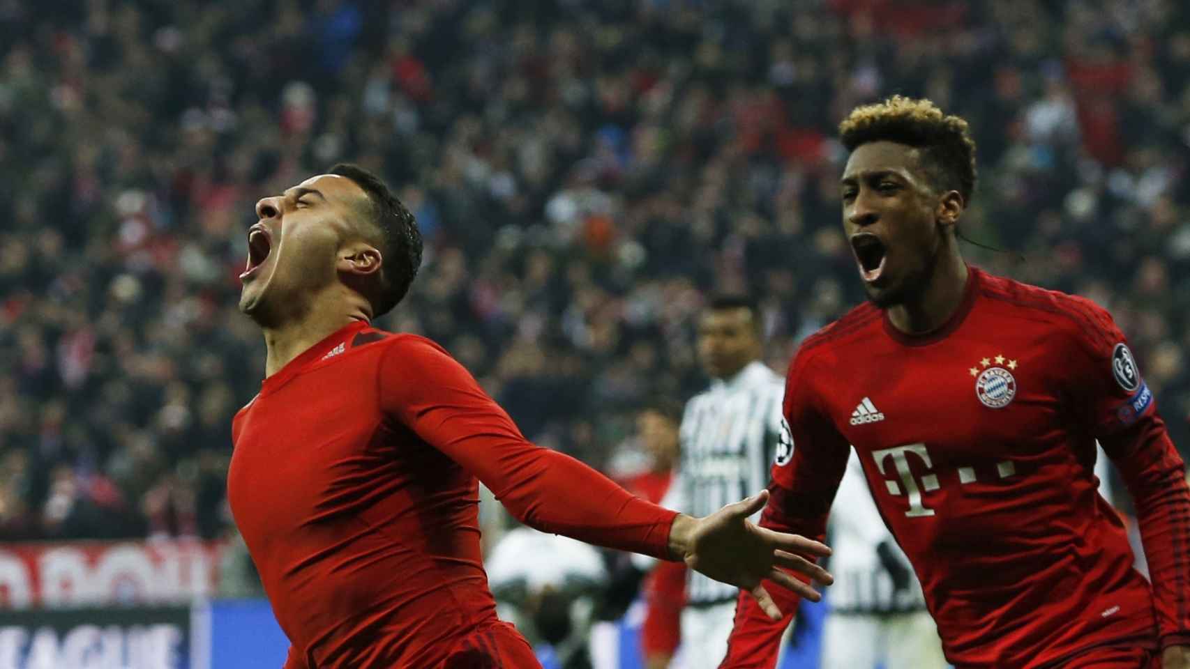 Thiago celebra el tercer gol en la victoria contra la Juventus.