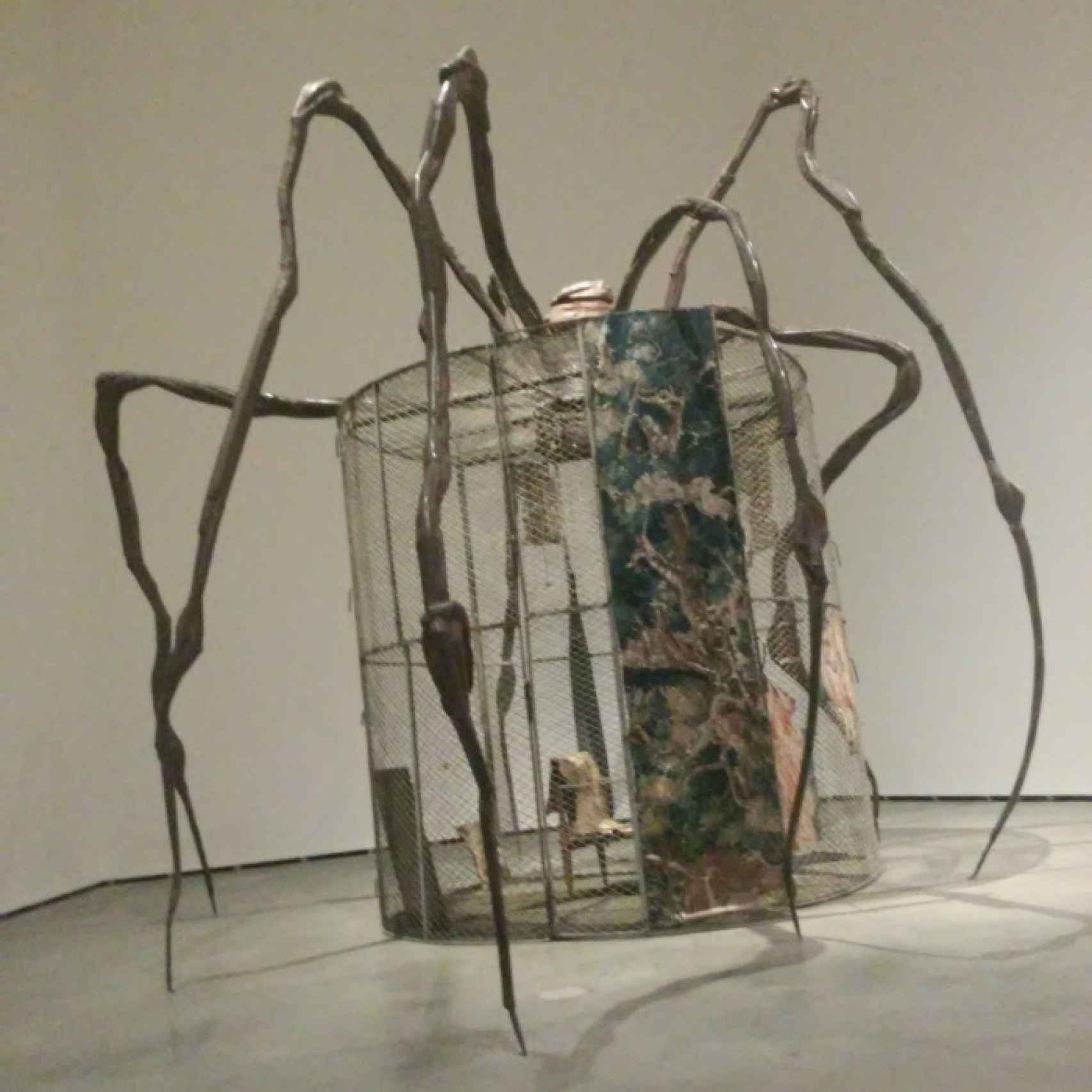 Una de las piezas de Louise Bourgeois expuestas en el Museo Guggenheim de Bilbao