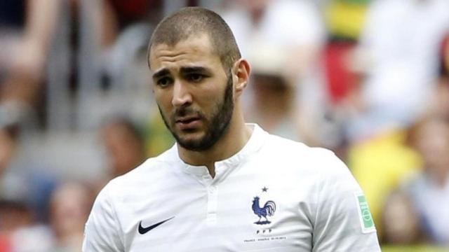 Benzema en un partido con Francia