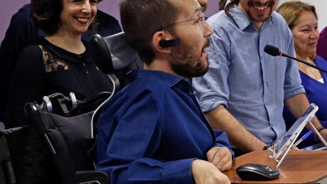 Pablo Iglesias y Pablo Echenique, en rueda de prensa.