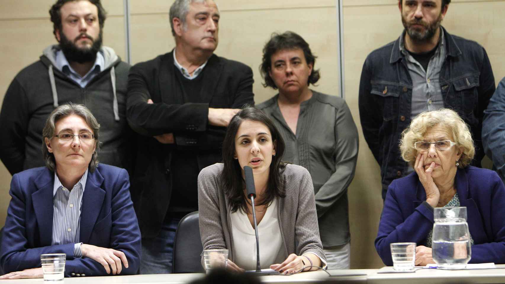 Rita Maestre arropada por Carmena y los concejales de Ahora Madrid