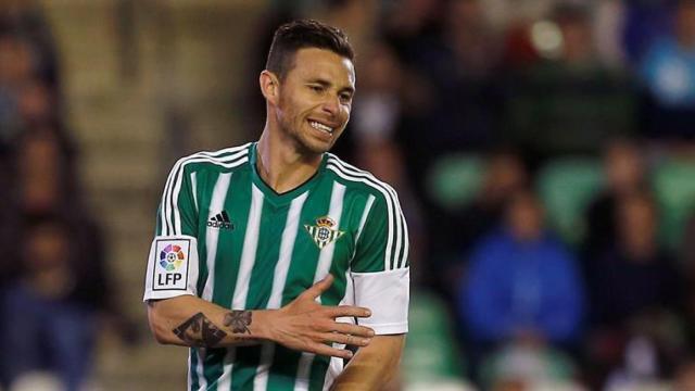 Rubén Castro en un partido con el Betis.