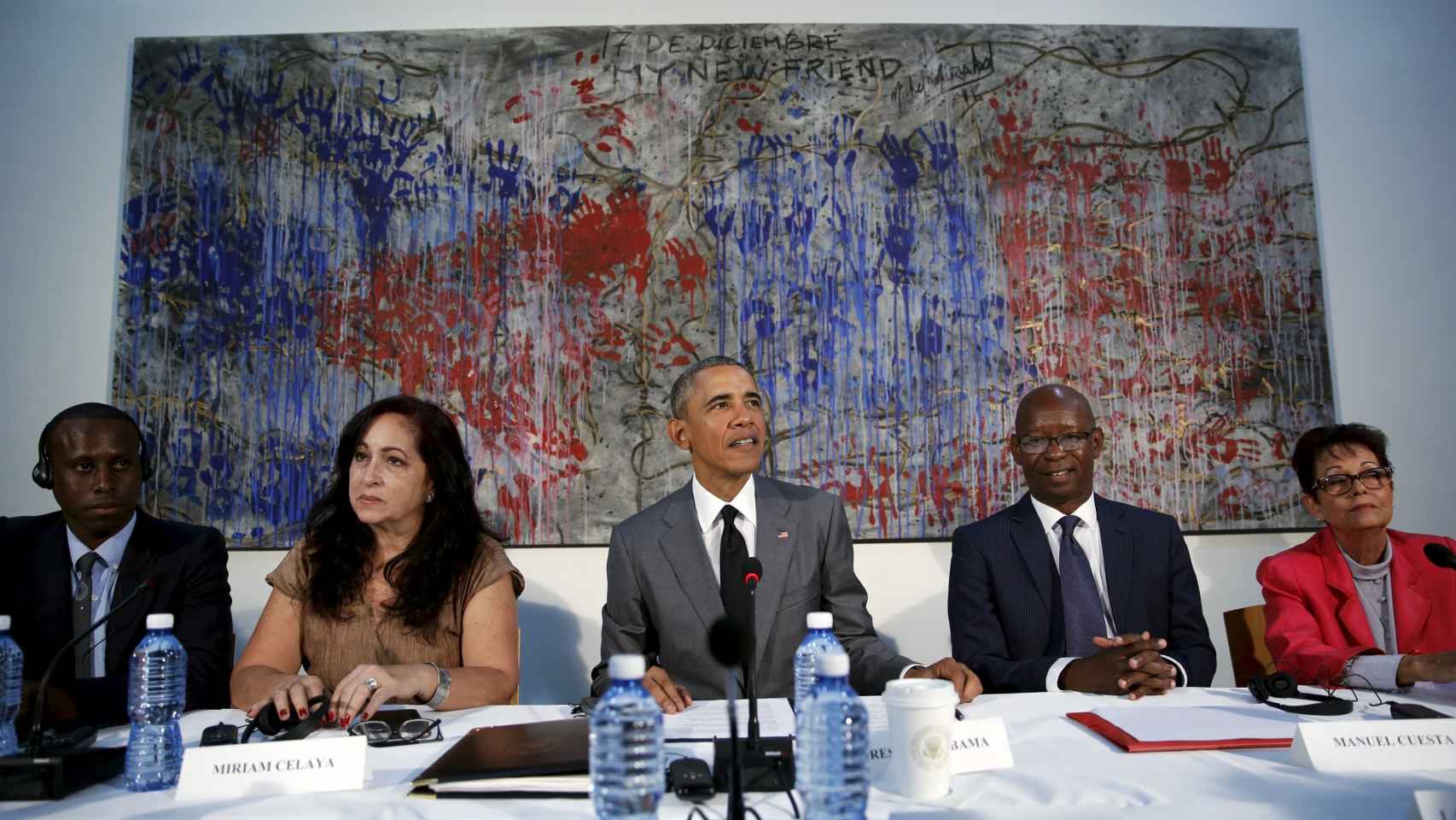 Obama en una reunión con disidentes en La Habana.