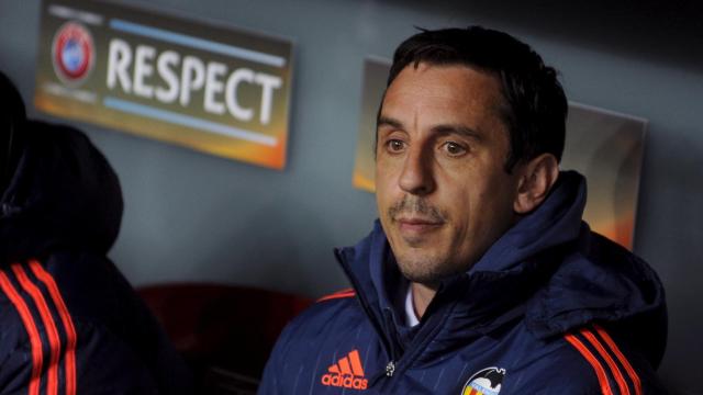 El Valencia destituye a Gary Neville