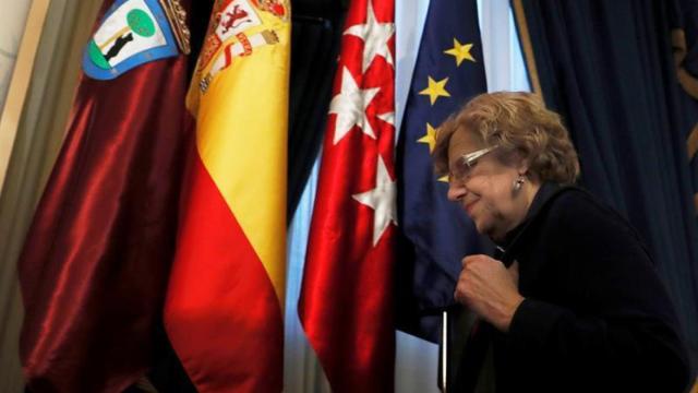 Carmena en la conferencia del portavoz de Podemos en la Asamblea, José Manuel López.