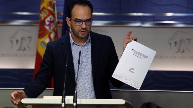 El portavoz parlamentario del PSOE, Antonio Hernando