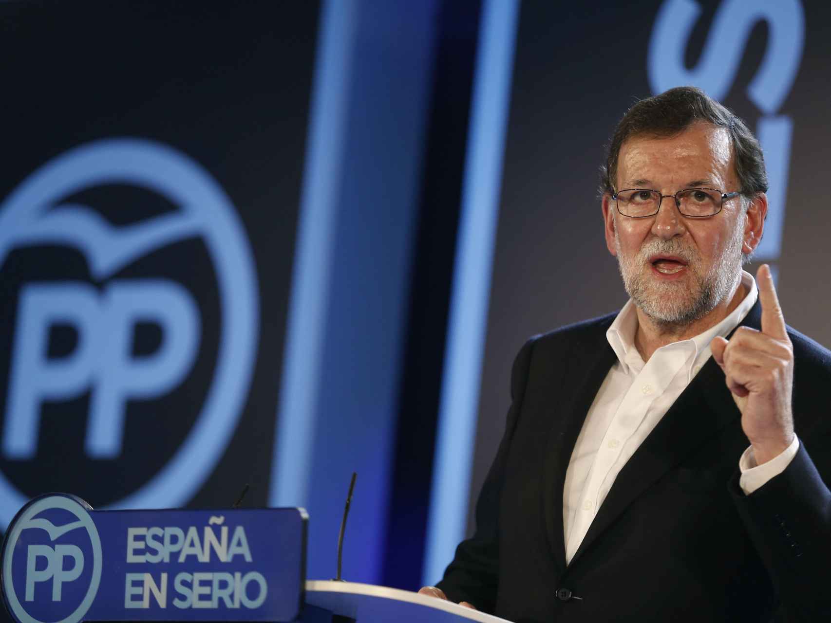 Rajoy vuelve a ofrecer a Sánchez un Gobierno presidido por el PP