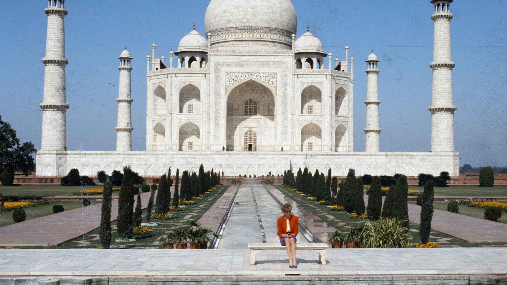 Lady Di en el Taj Mahal en febrero de 1992