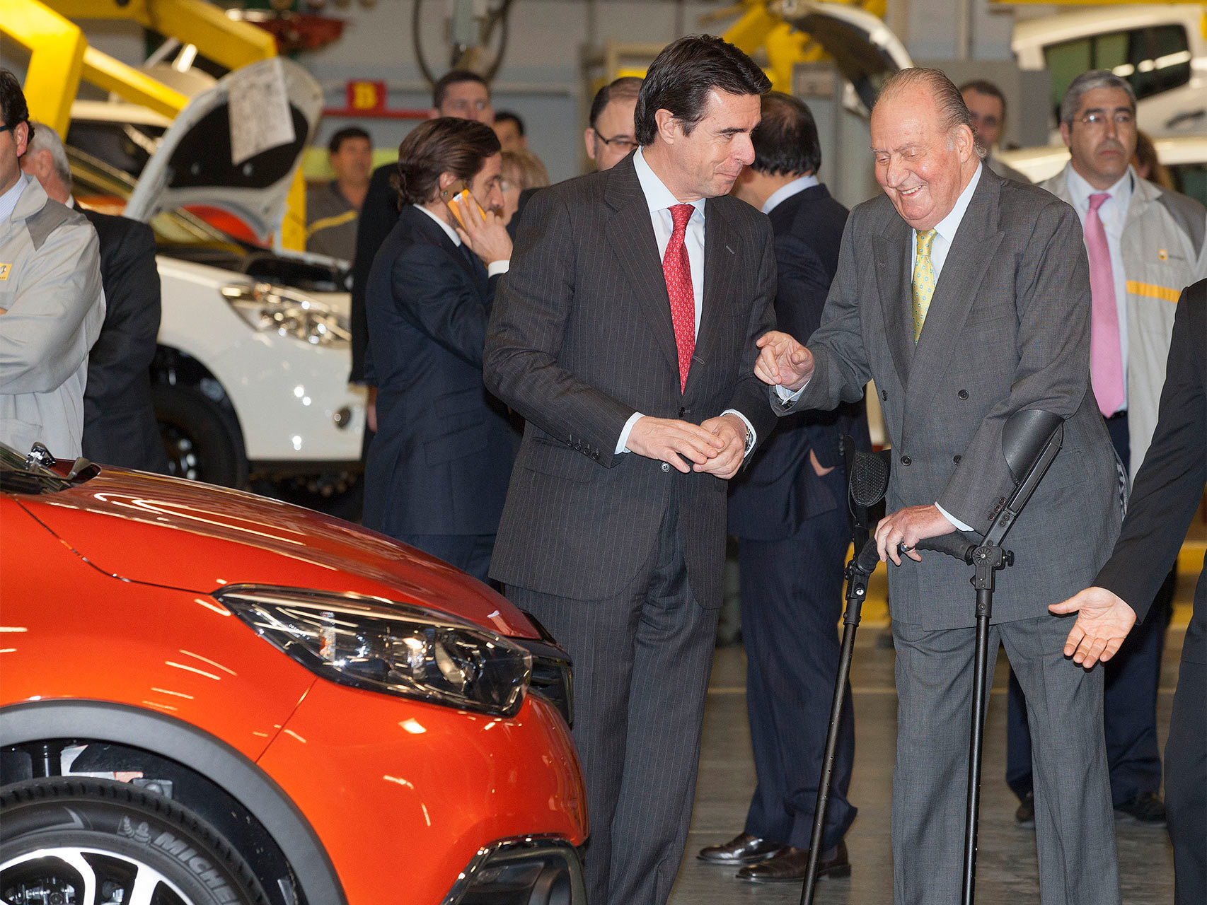 El rey Juan Carlos I junto a Soria en febrero de 2013.