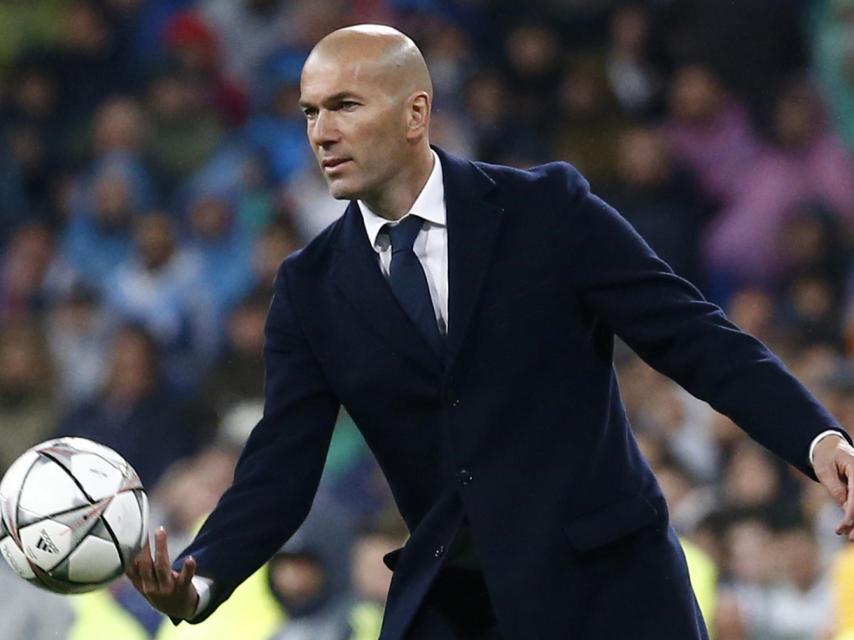 Zidane, durante el Real Madrid-Wolfsburgo