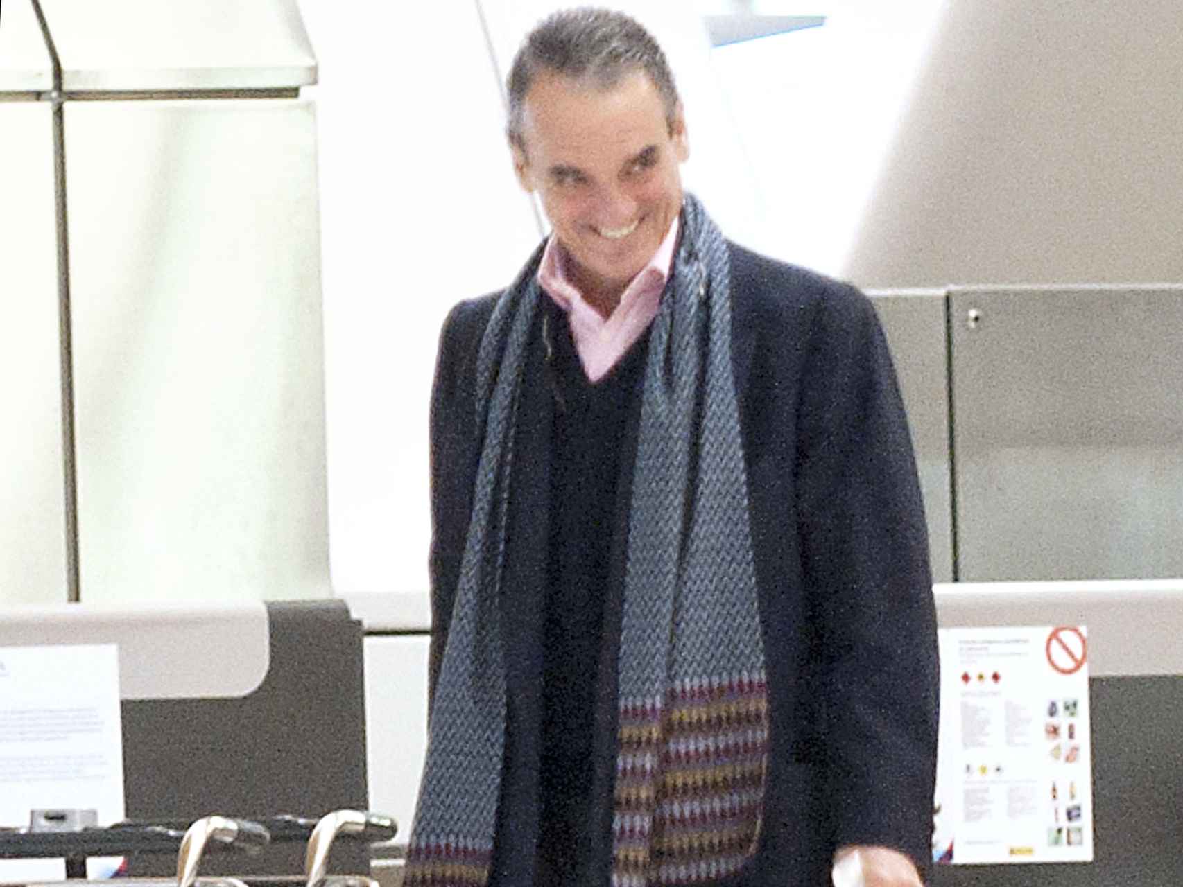 Mario Conde en el Aeropuerto de Madrid