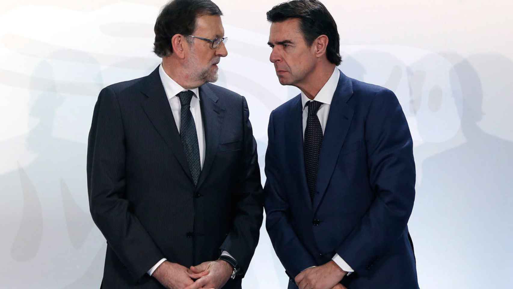 Mariano Rajoy y el exministro de Industria José Manuel Soria.