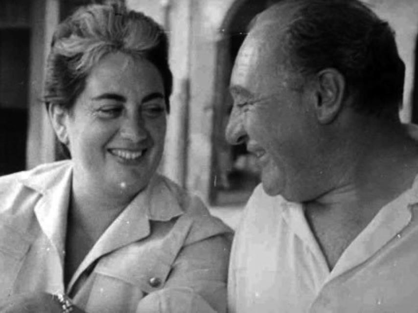 Amparo Gastón y Gabriel Celaya.