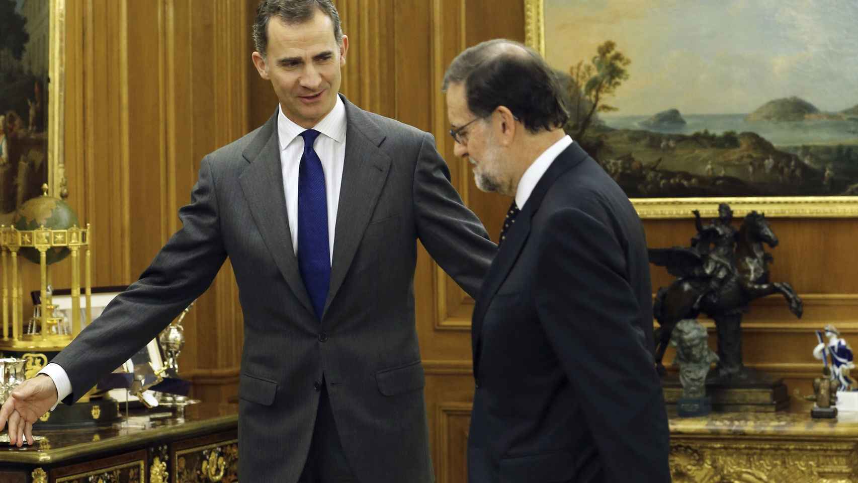 Mariano Rajoy junto al Rey en la Zarzuela.
