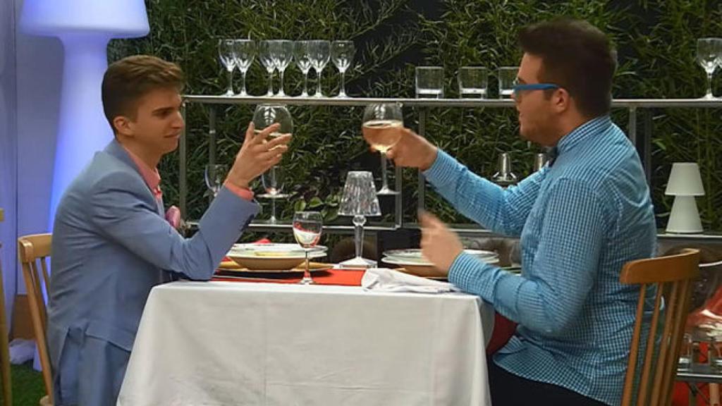 ¿Continúan juntas las primeras parejas de 'First Dates'?