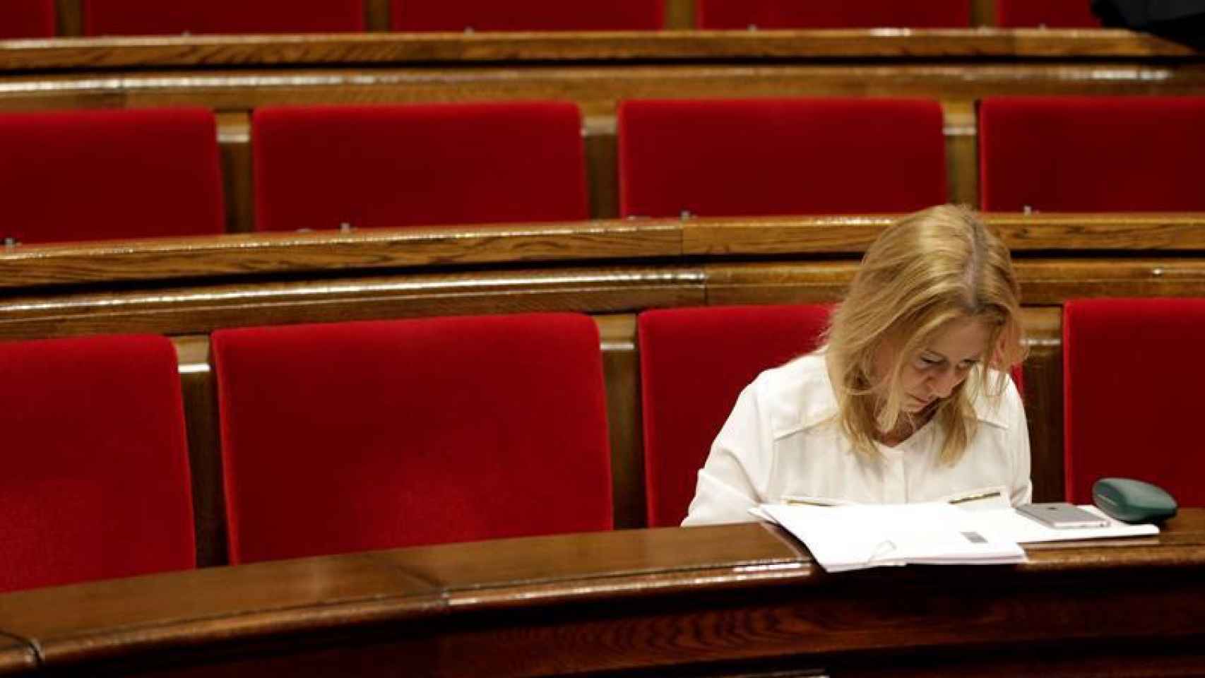 La portavoz del Govern, Neus Munté, en el Parlament de Cataluña.