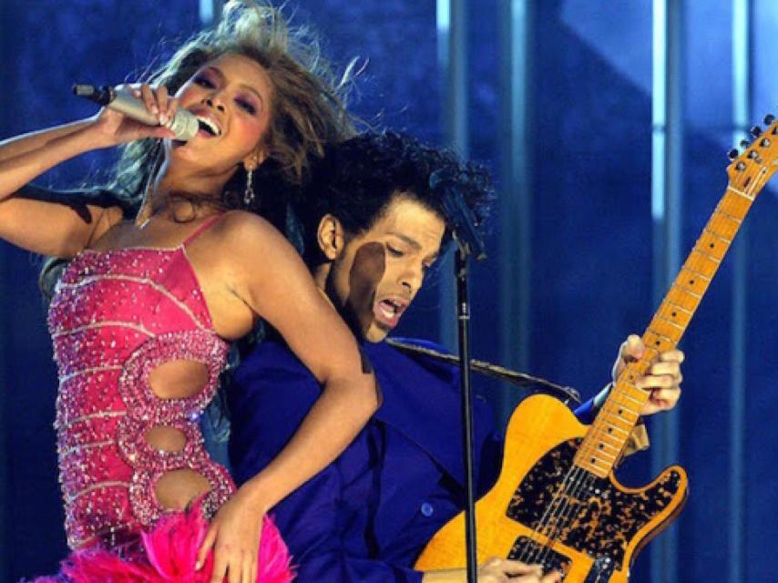 Beyoncé y Prince sobre el escenario