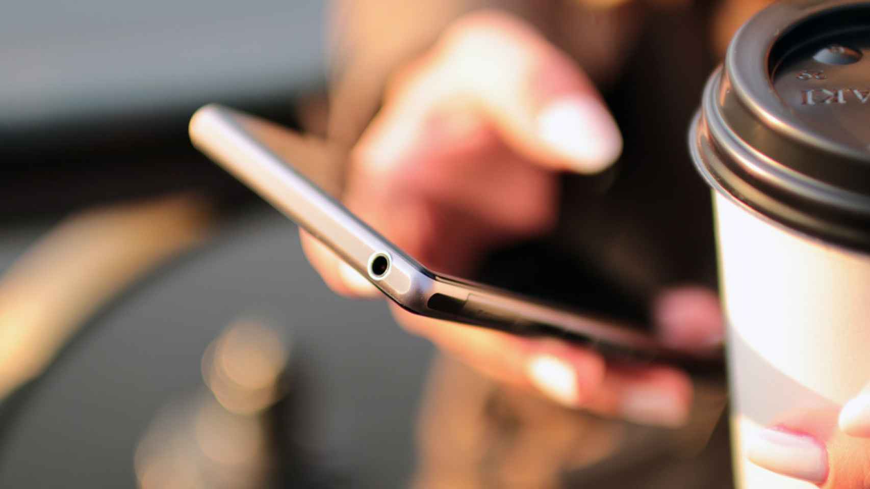6 trastornos por usar el móvil demasiado que puedes sufrir