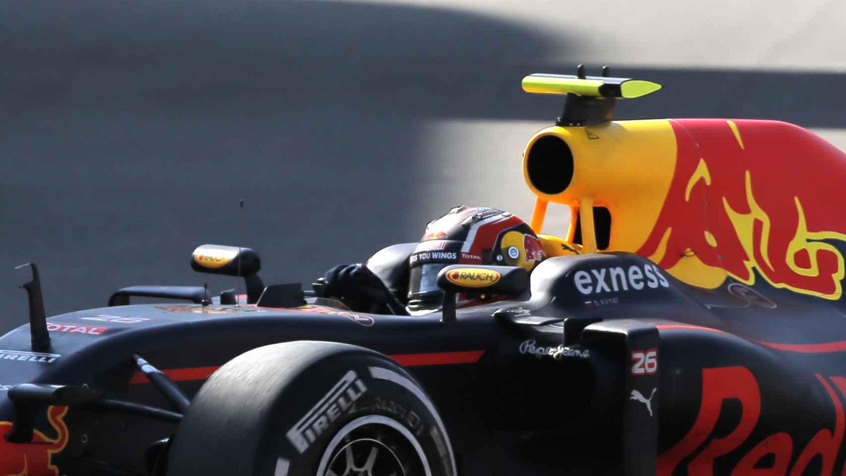 Daniil Kvyat durante el Gran Premio de Rusia.