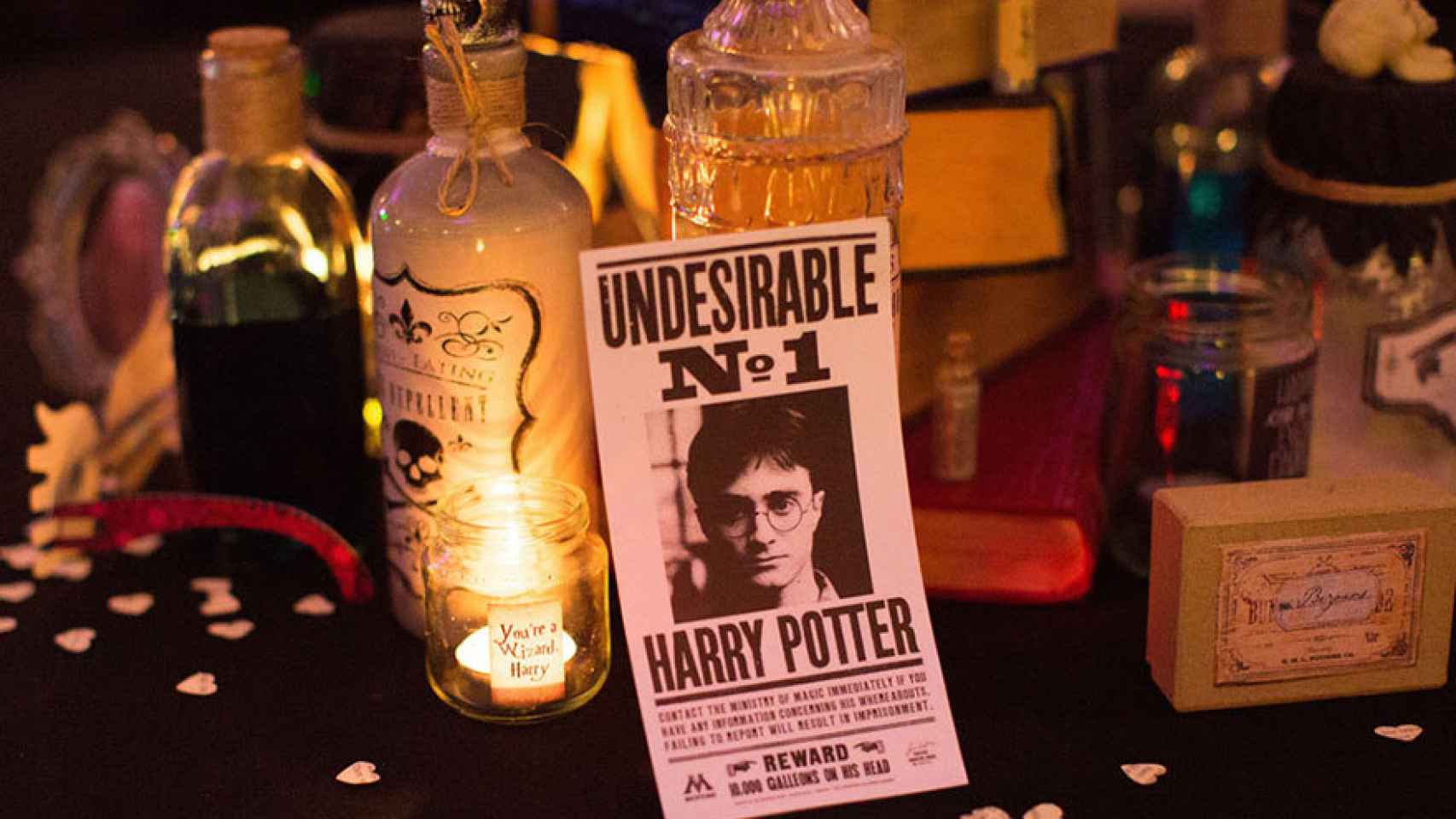 El actor que encarnó al mago, Daniel Radcliffe, fue el único ausente en la cita.