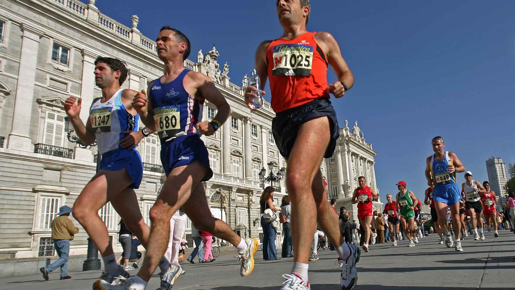 Corredores en la maratón de Madrid