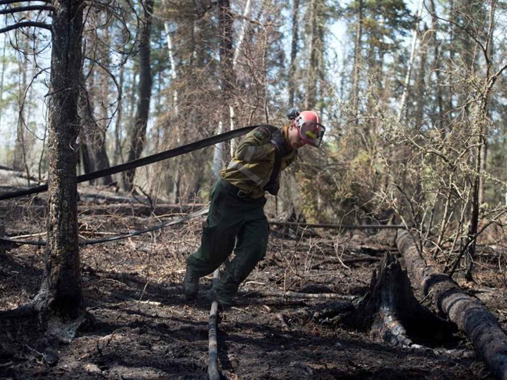 Las autoridades temen que el incendio en Canadá duplique su tamaño