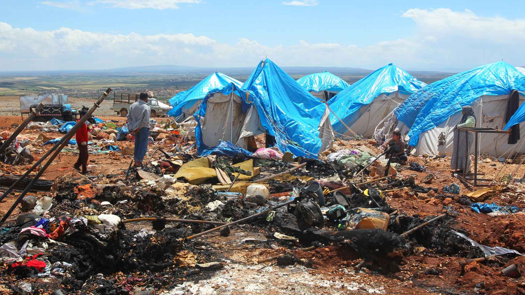 Un campamento de desplazados tras un bombardeo en Siria.