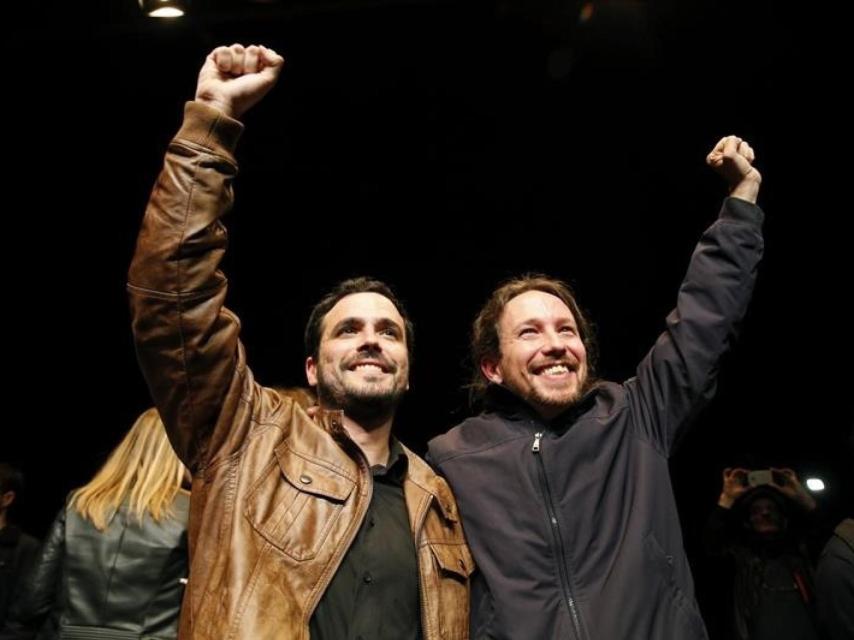 Los líderes de Podemos, Pablo Iglesias, y de Izquierda Unida, Alberto Garzón/Ballesteros/EFE