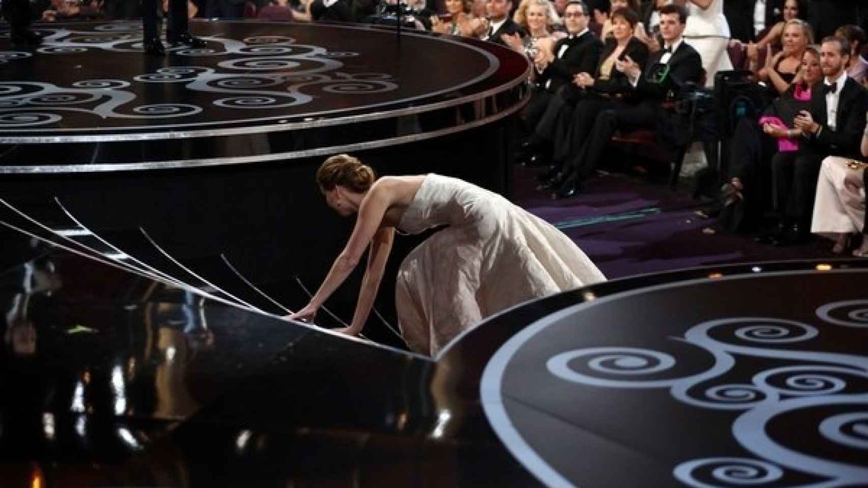 La caída de Jennifer Lawrence en la Gala de los Oscar