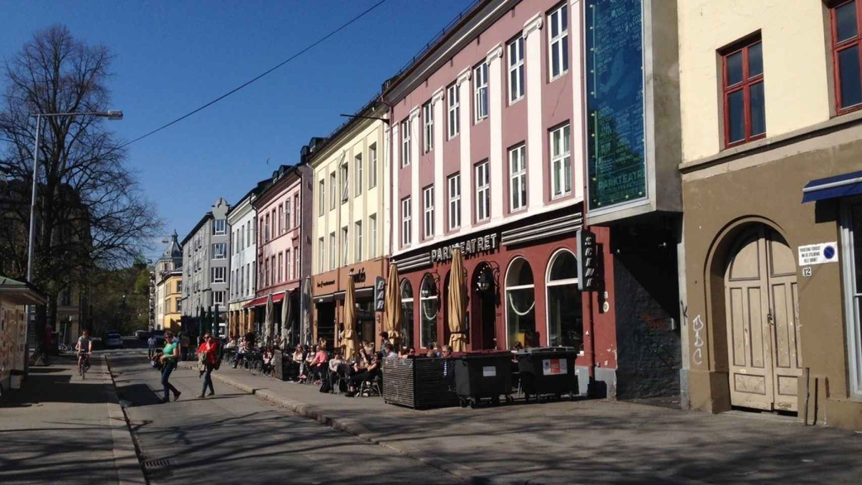 Establecimientos en una de las calles del barrio de Grünerlokka.