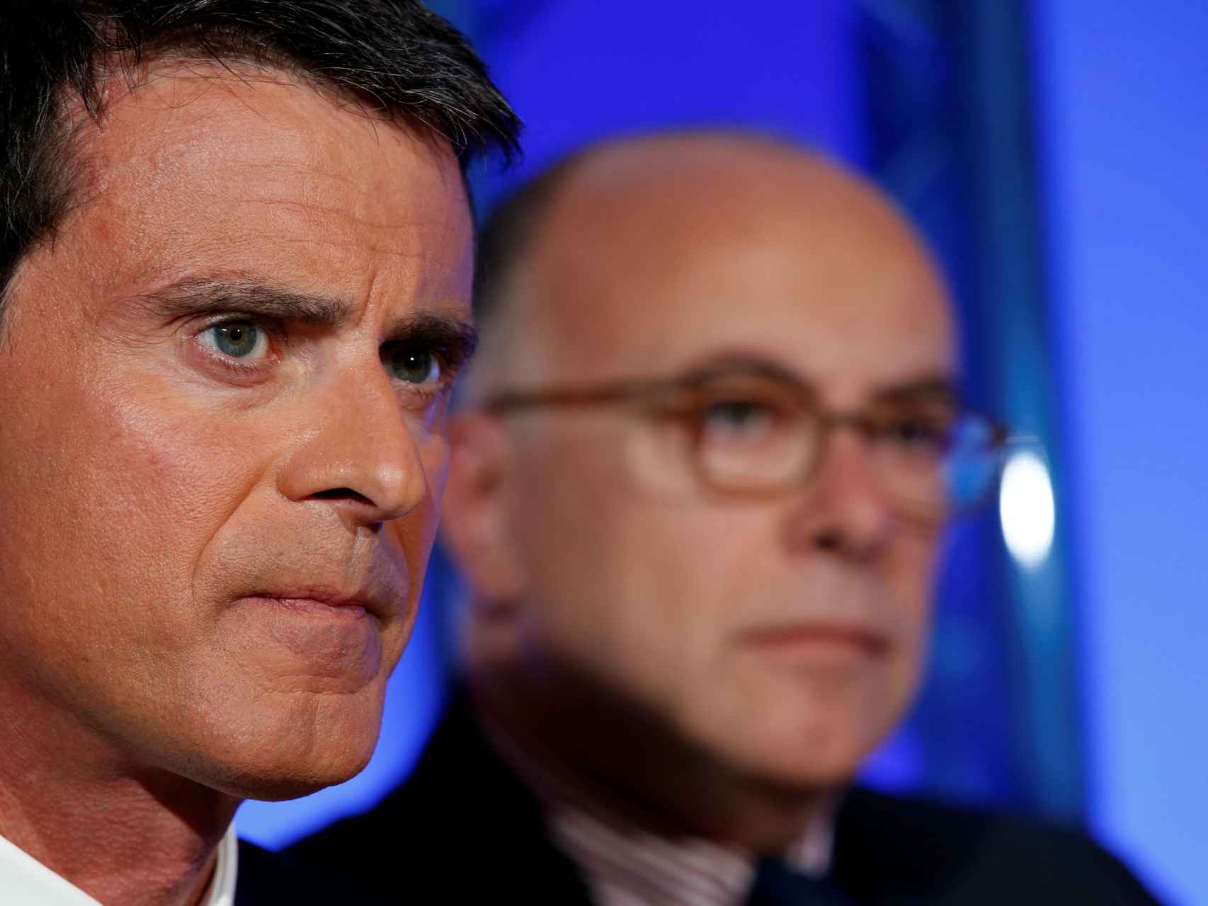 Valls ha superado una moción de censura.