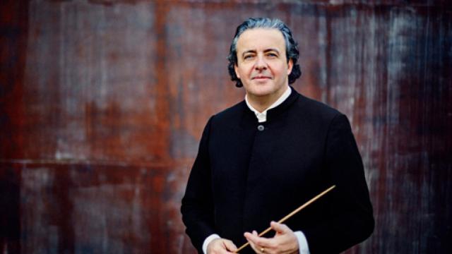 Image: Juanjo Mena: De secundaria debe salirse leyendo partituras