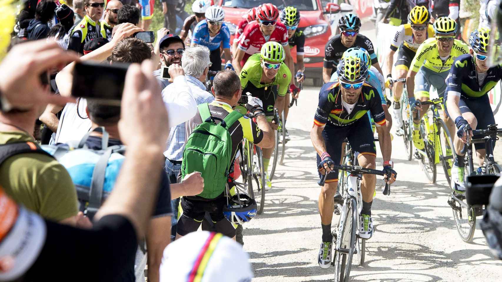 La guera de favoritos comandada por Valverde durante la octava etapa del Giro.