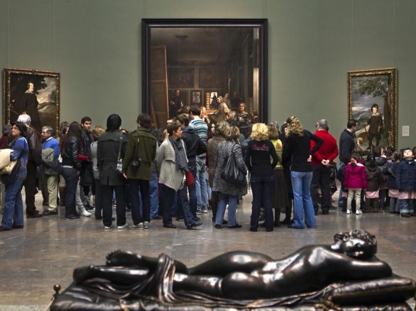 Sala central de Velázquez, con Las Meninas.