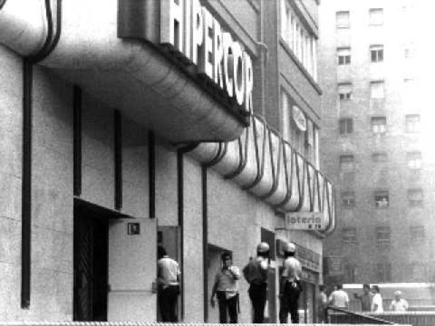 Imagen del centro comercial atacado por ETA  en 1987