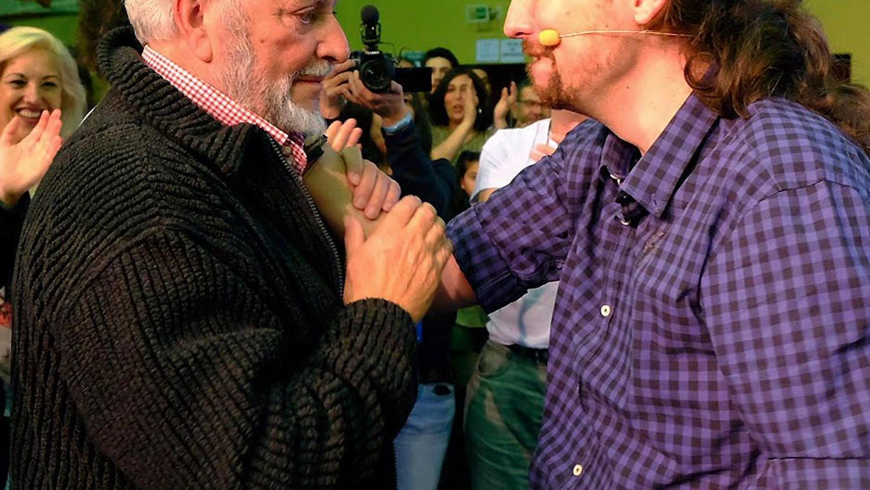 Julio Anguita y Pablo Iglesias, en un acto reciente en Córdoba.