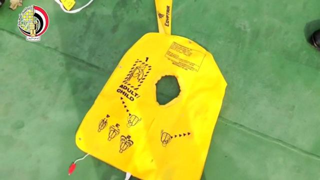 Primer audio del vuelo de Egyptair muestra que el viaje transcurría con normalidad