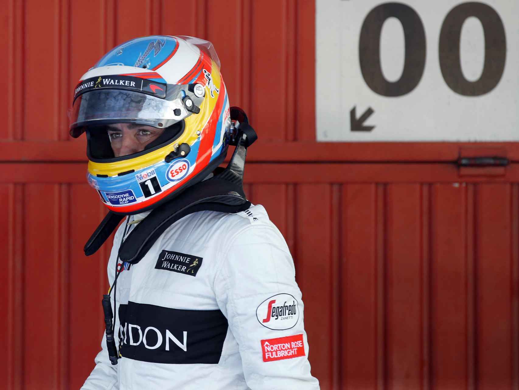 Alonso cree que McLaren-Honda cada vez está más cerca de Mercedes y Red-Bull.