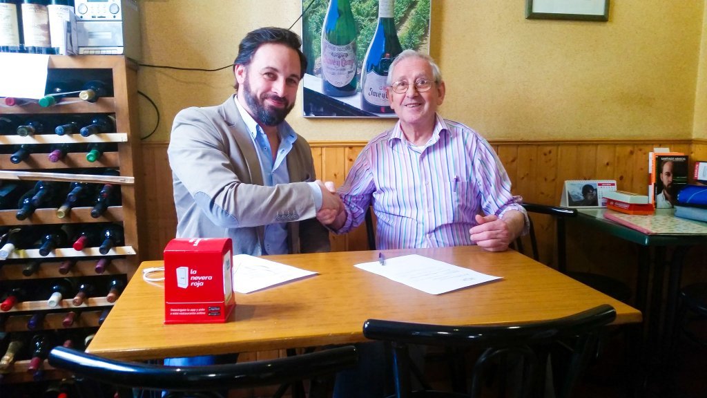 Santiago Abascal junto con Salvador Monedero.