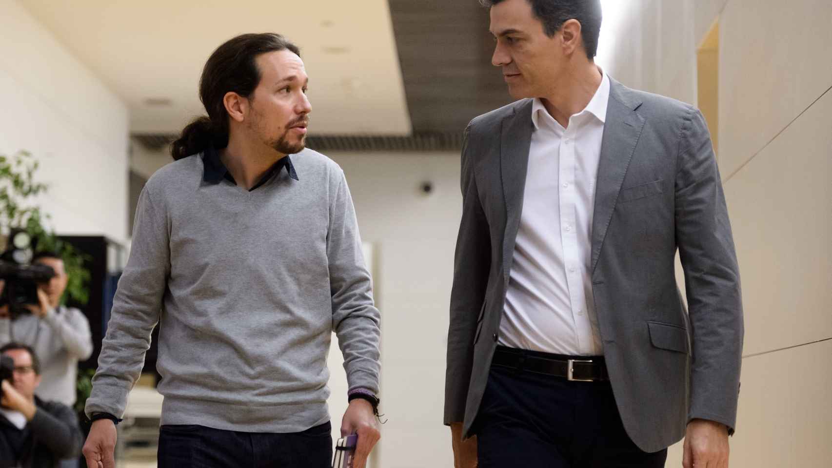 Pedro Sánchez y Pablo Iglesias durante el encuentro que mantuvieron en el Congreso
