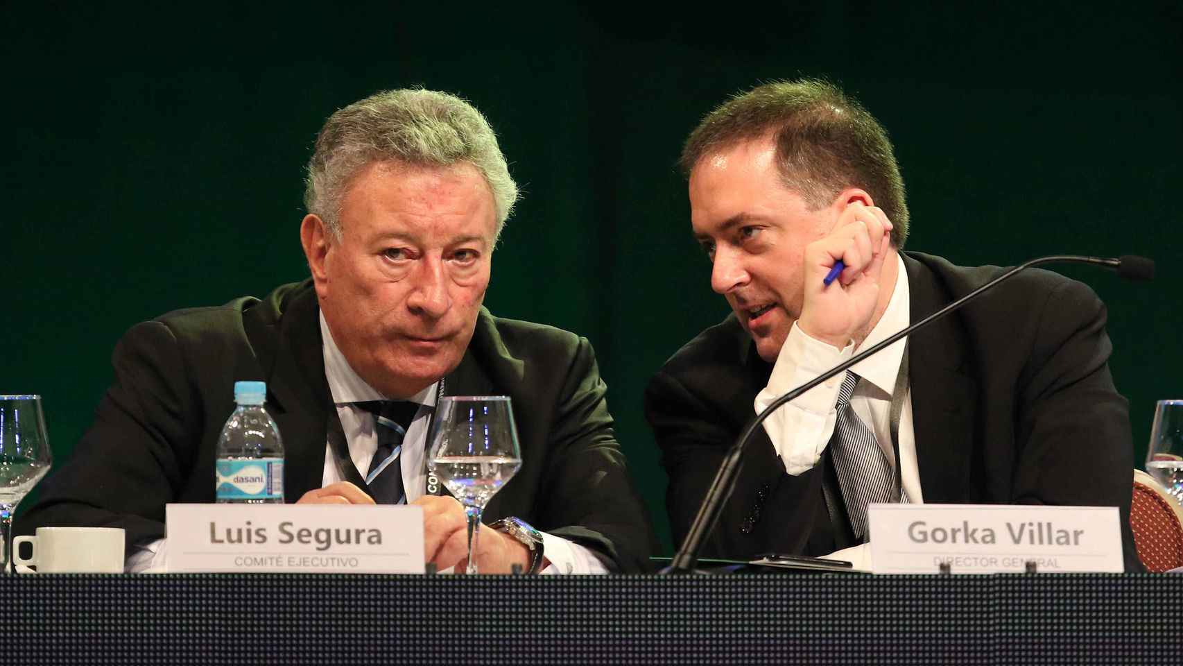 Su hijo Gorka Villar es director general de la Confederación Sudamericana de Fútbol (CONMEBOL)