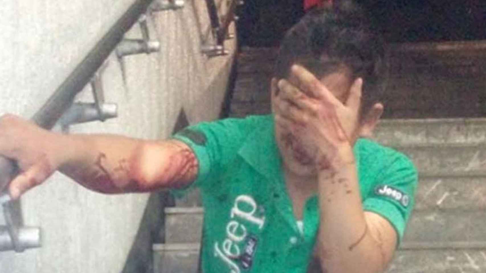 Una joven mexicana agrede y humilla a su acosador en el metro.