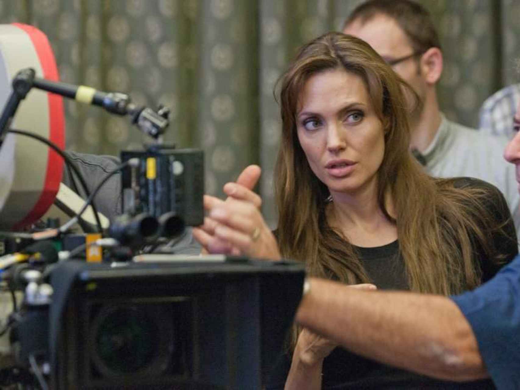 Angelina Jolie como directora en En Tierra de Sangre