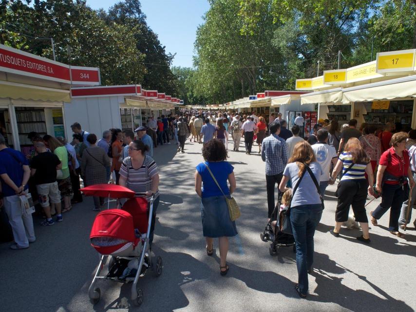 Imagen de la Feria del Libro, en el Parque del Retiro, 2012.