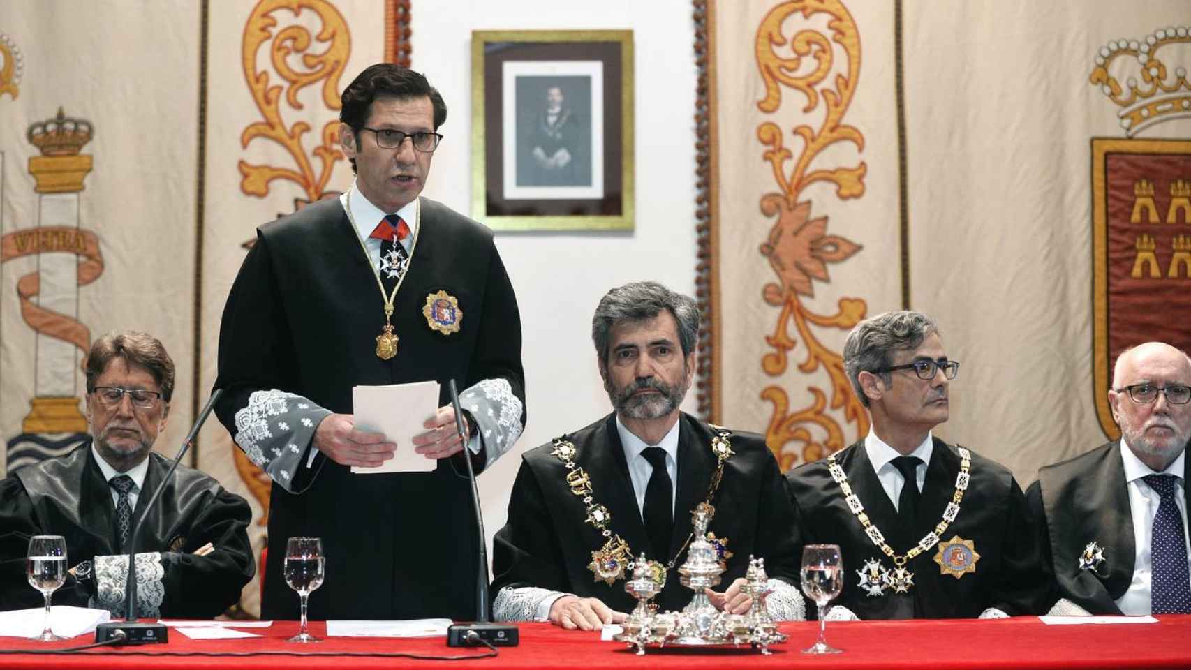 Miguel Pasqual de Riquelme junto a Carlos Lesmes en su anterior toma de posesión