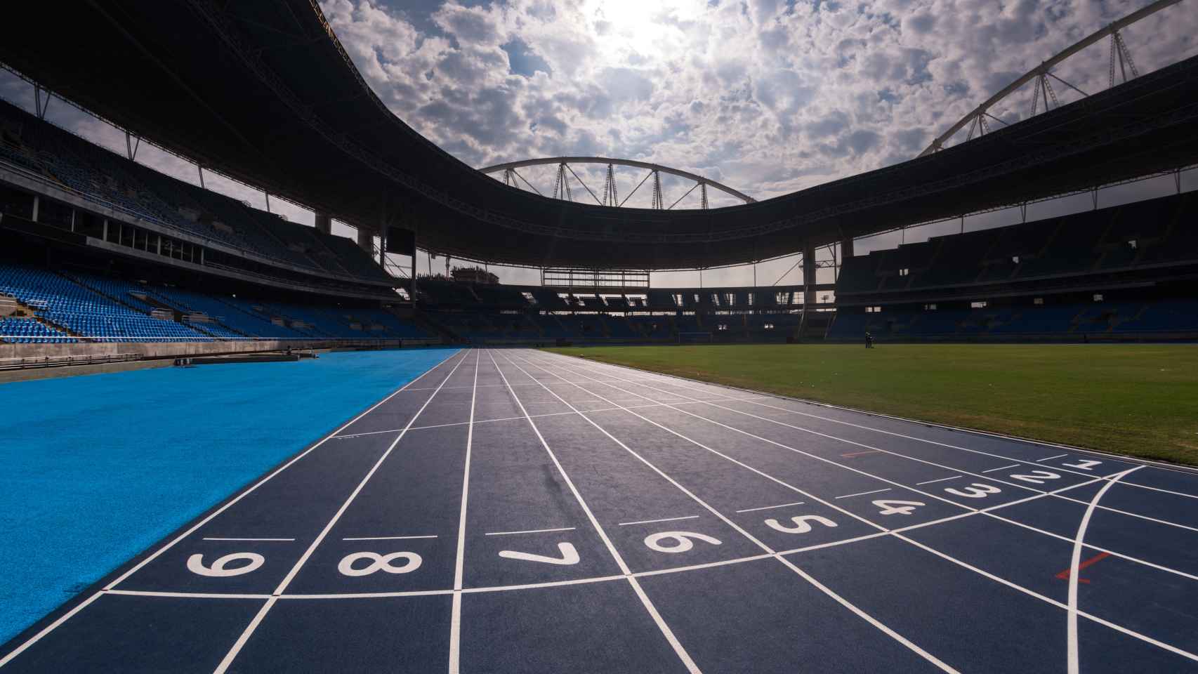 Vista general del tartán dl Estadio Olímpico de Engenhão.