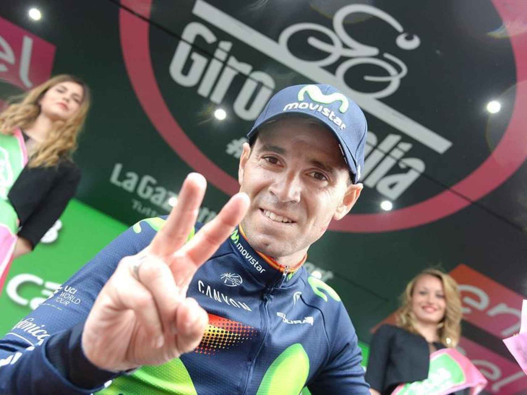 Valverde celebra su tercera plaza en el Giro.